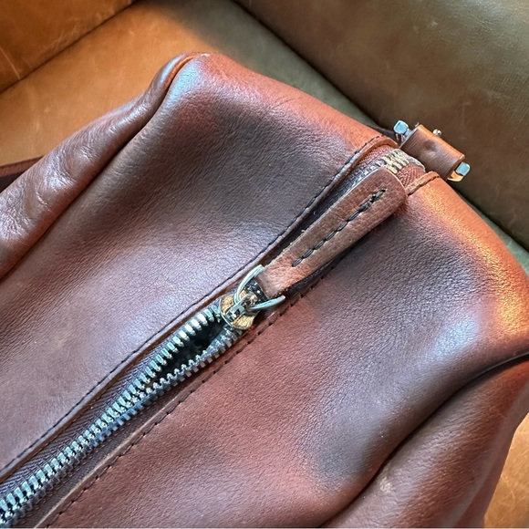 Frank & Oak Rue St Viateur brown leather duffel weekender travel bag unisex - Picture 8 of 17